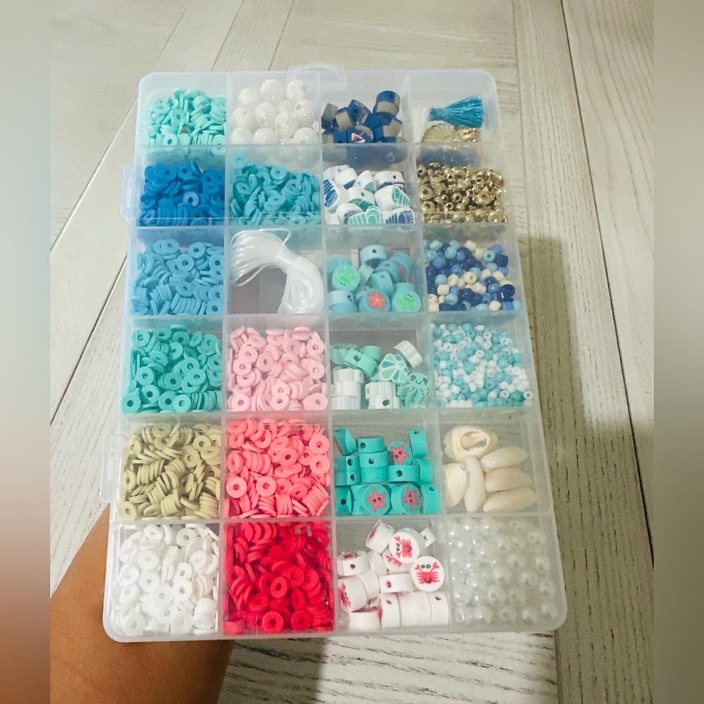 Bead necklace maker set